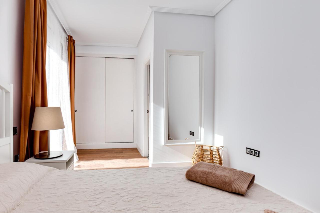 Habaneras Apartment ตอร์เรเวียคา ภายนอก รูปภาพ