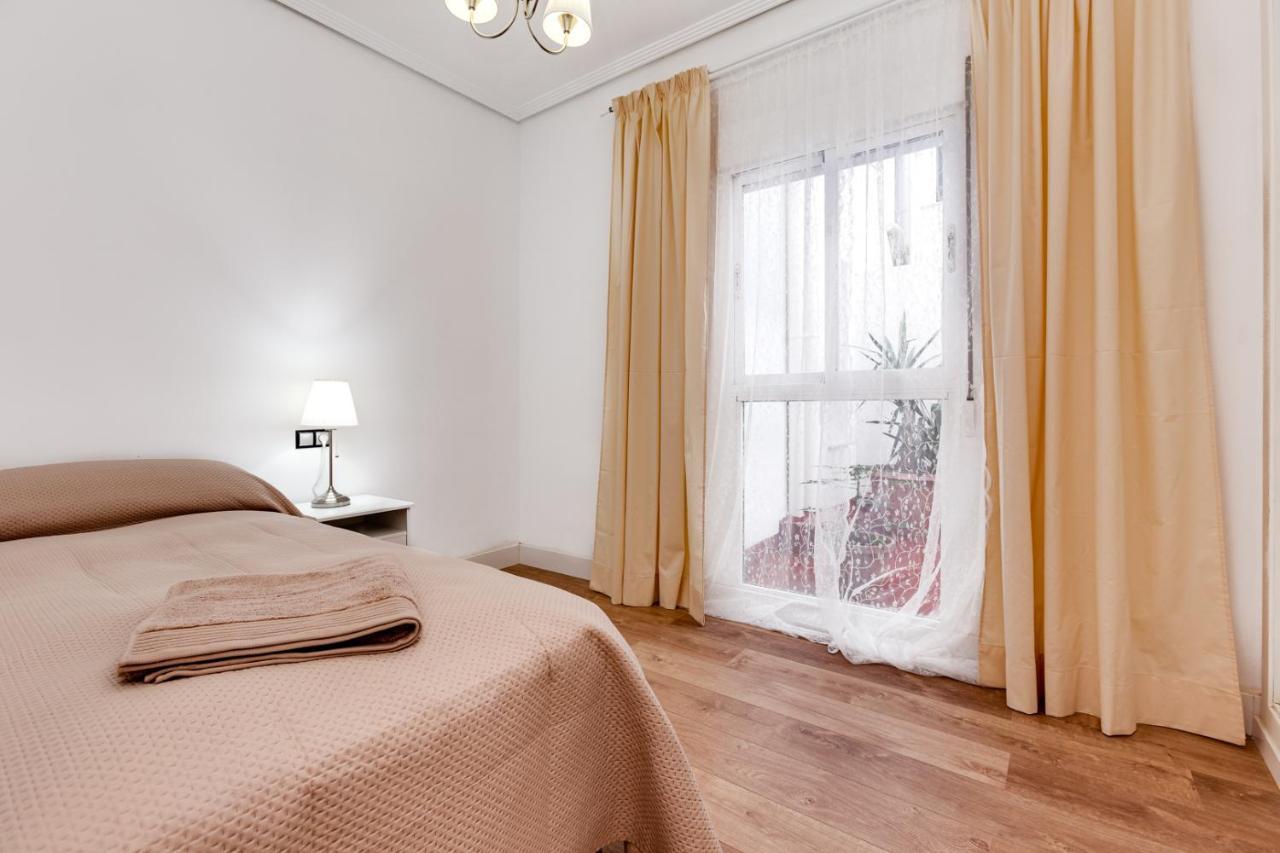 Habaneras Apartment ตอร์เรเวียคา ภายนอก รูปภาพ